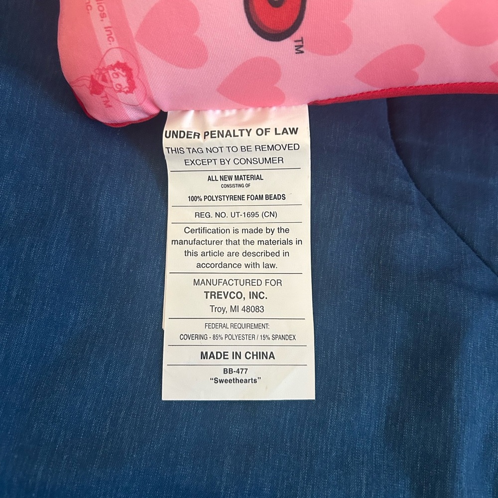 Betty Boop Sweethearts with Pudgy Microbead Pillow Pink / Red 2005 - Picture 9 of 9